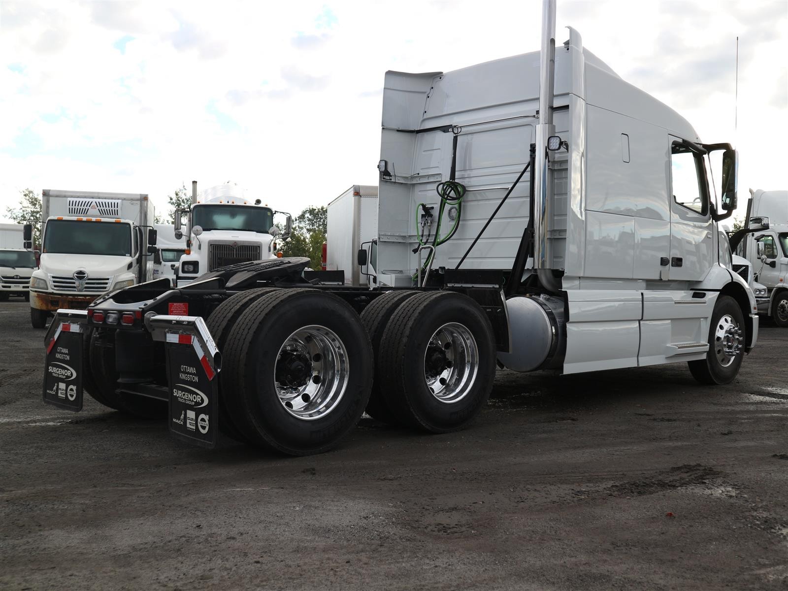 2019 Volvo VNR 640